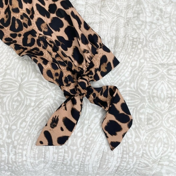 Dress The Population Dahlia Leopard Print Long Sleeve Shift Dress XS NWT - Picture 8 of 16